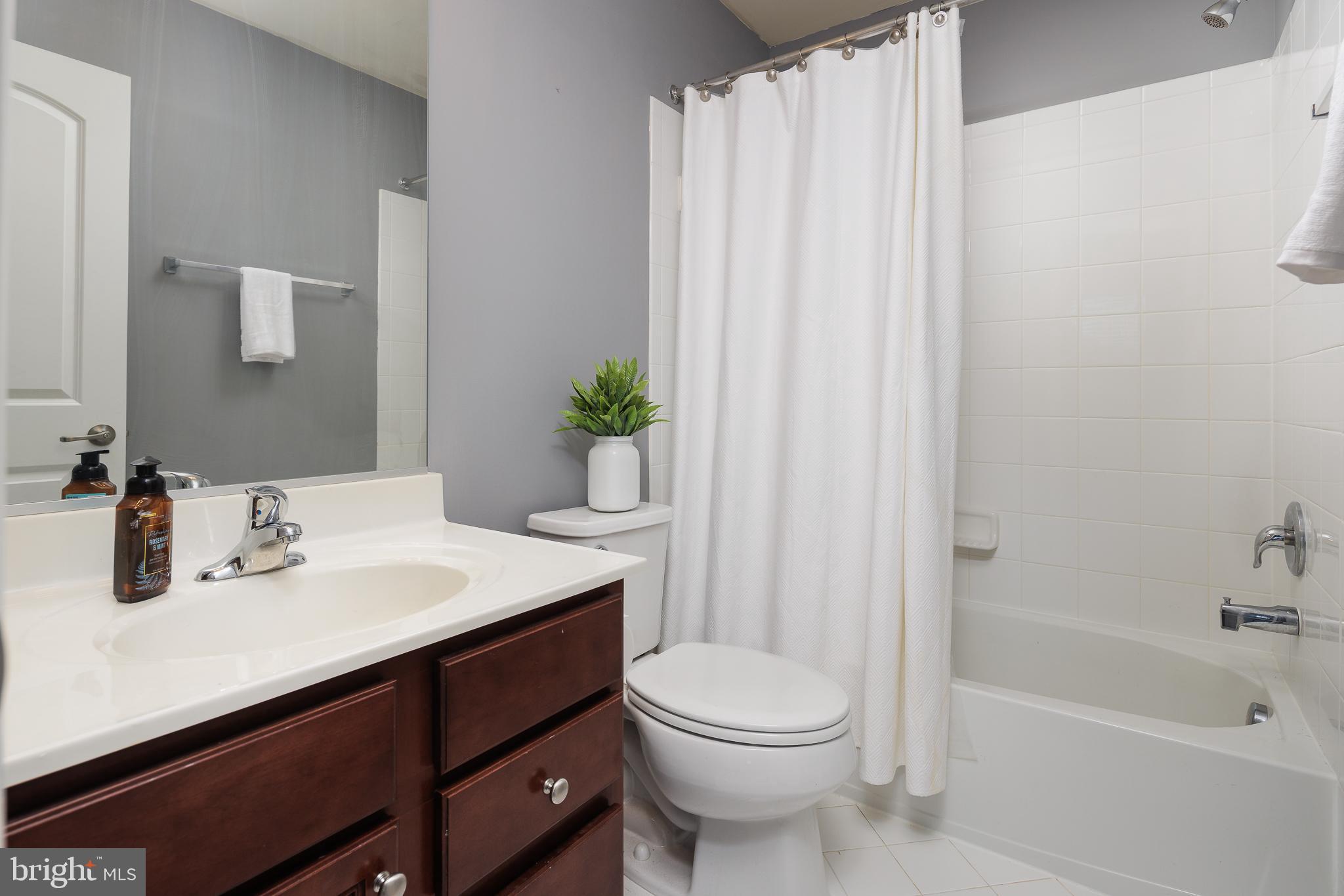 15393 ROSEMONT MANOR DRIVE