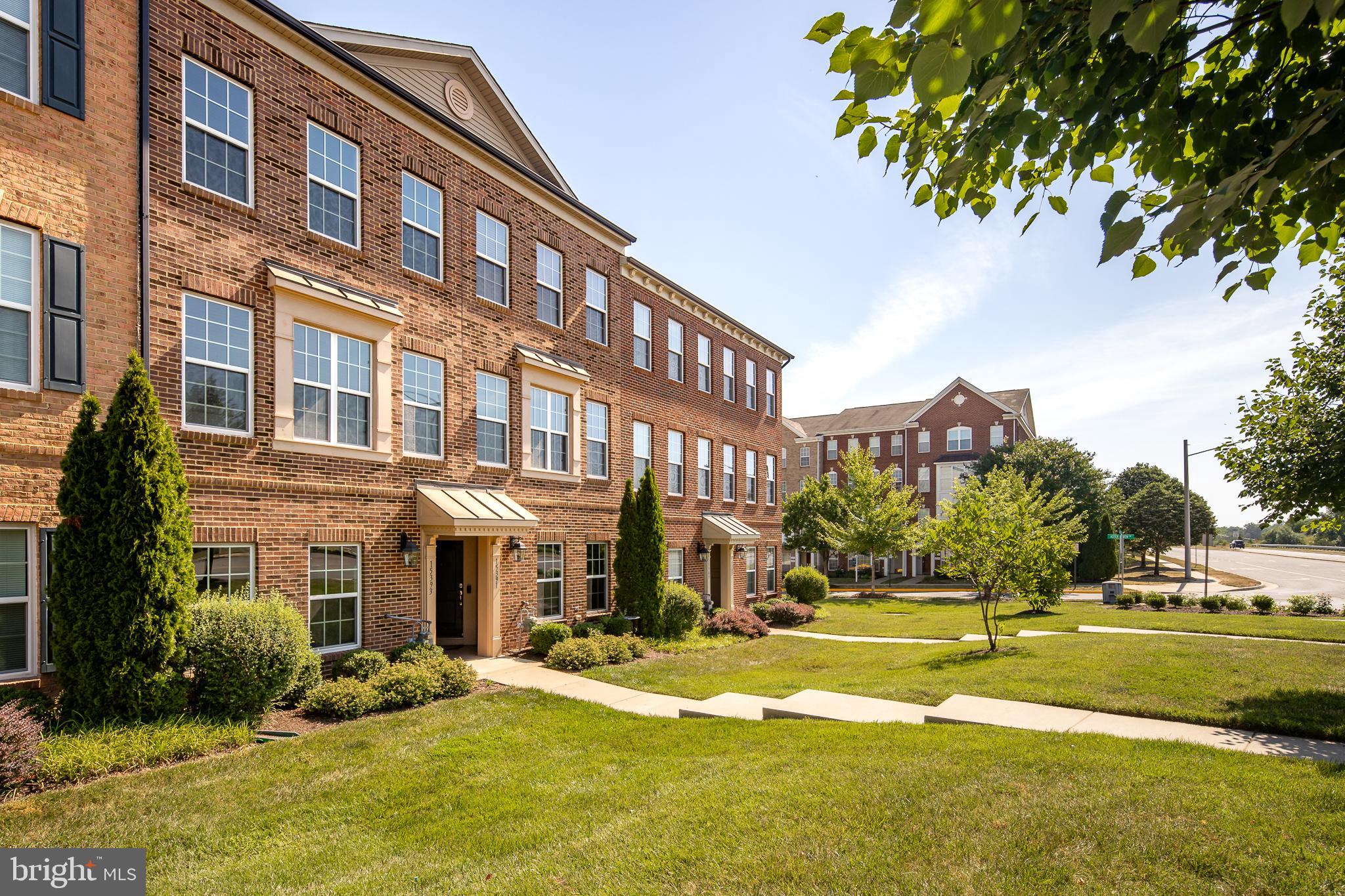 15393 ROSEMONT MANOR DRIVE