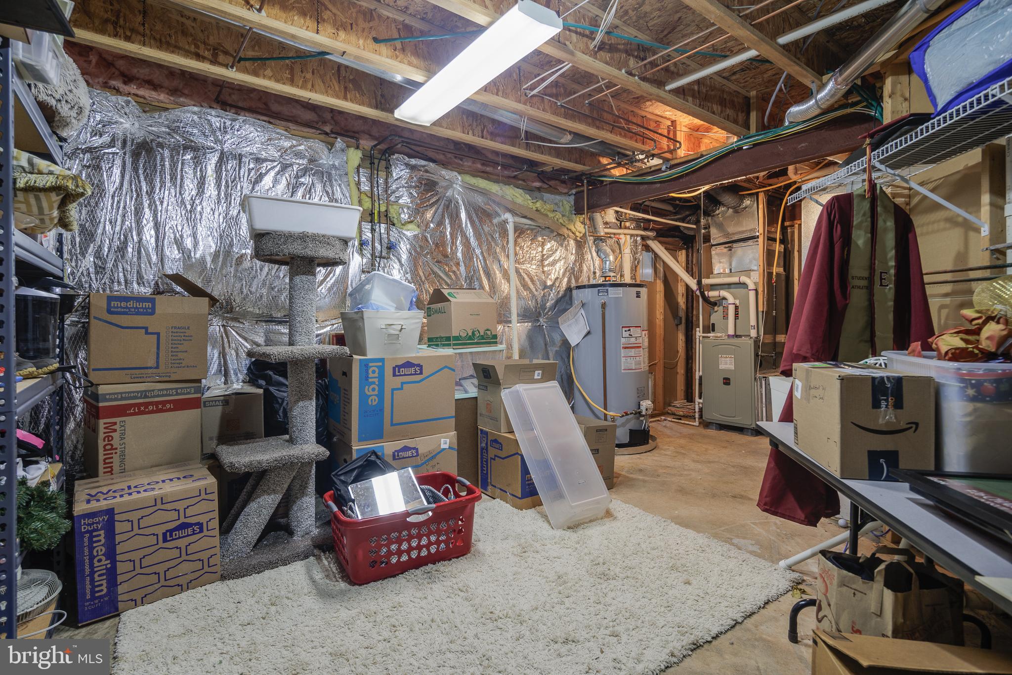 5716 YEWING WAY