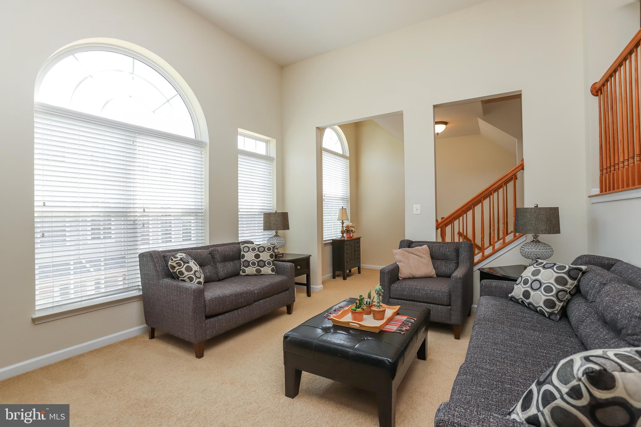 15284 ROSEMONT MANOR DRIVE