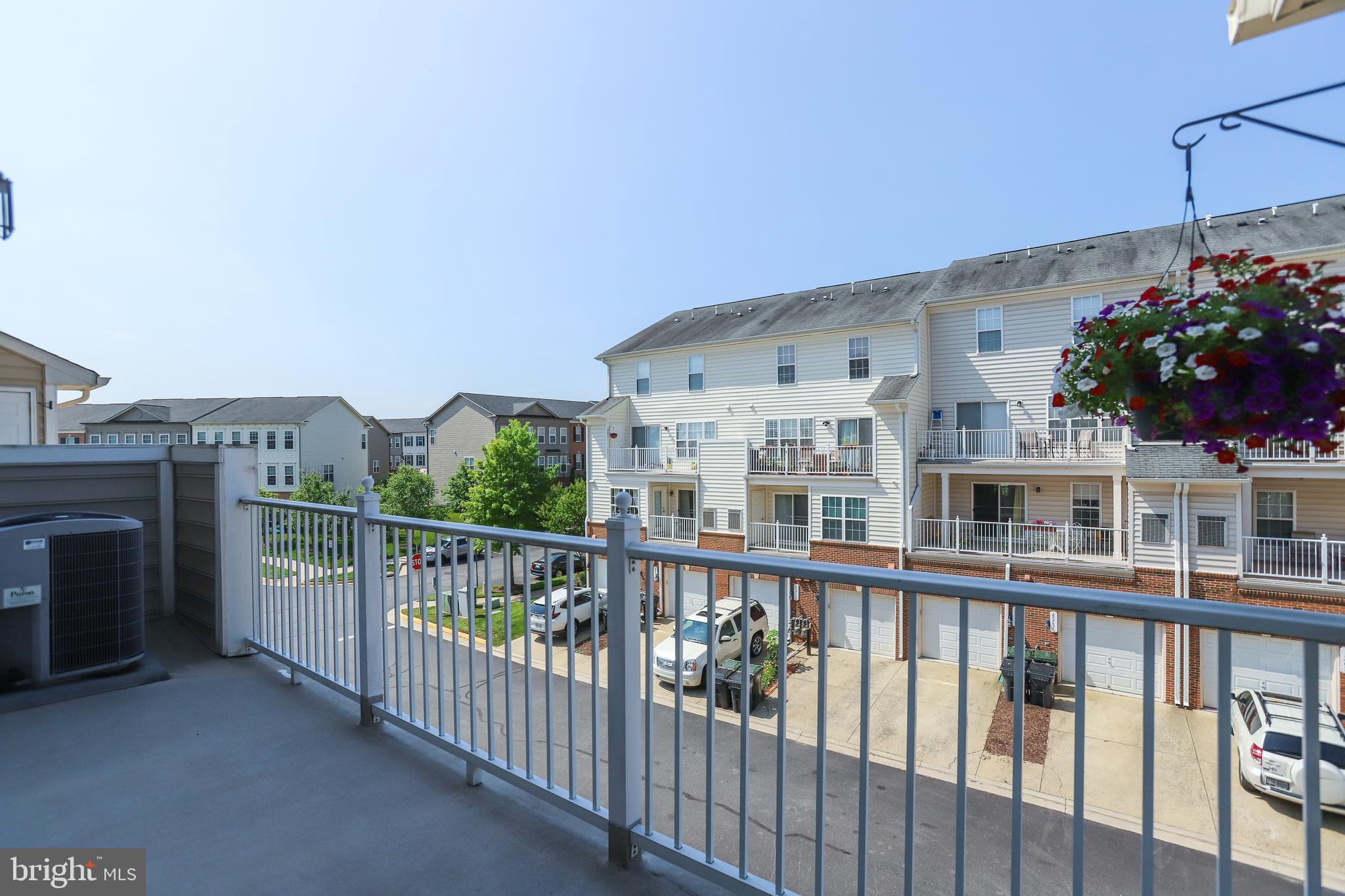 15284 ROSEMONT MANOR DRIVE