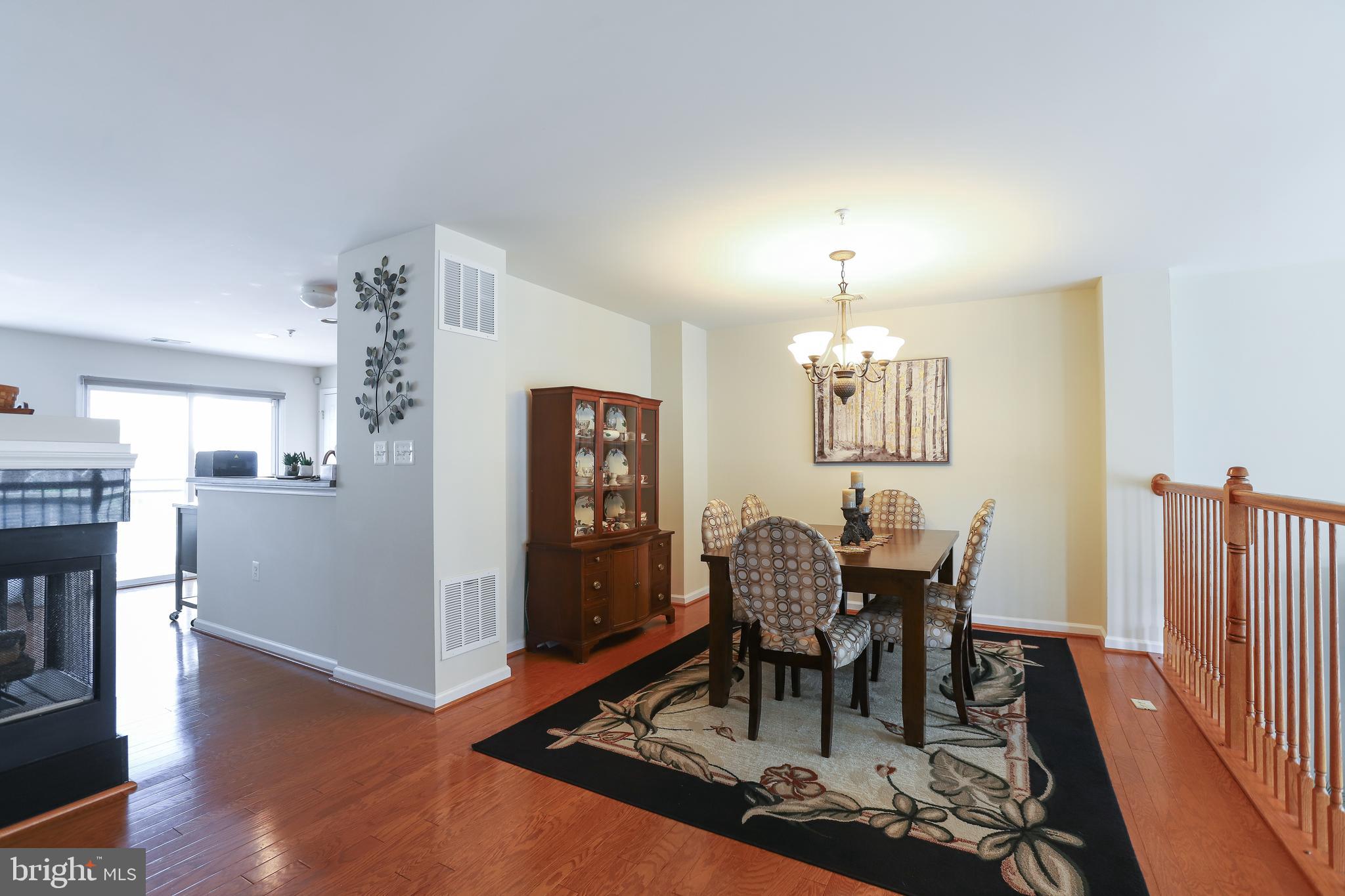 15284 ROSEMONT MANOR DRIVE