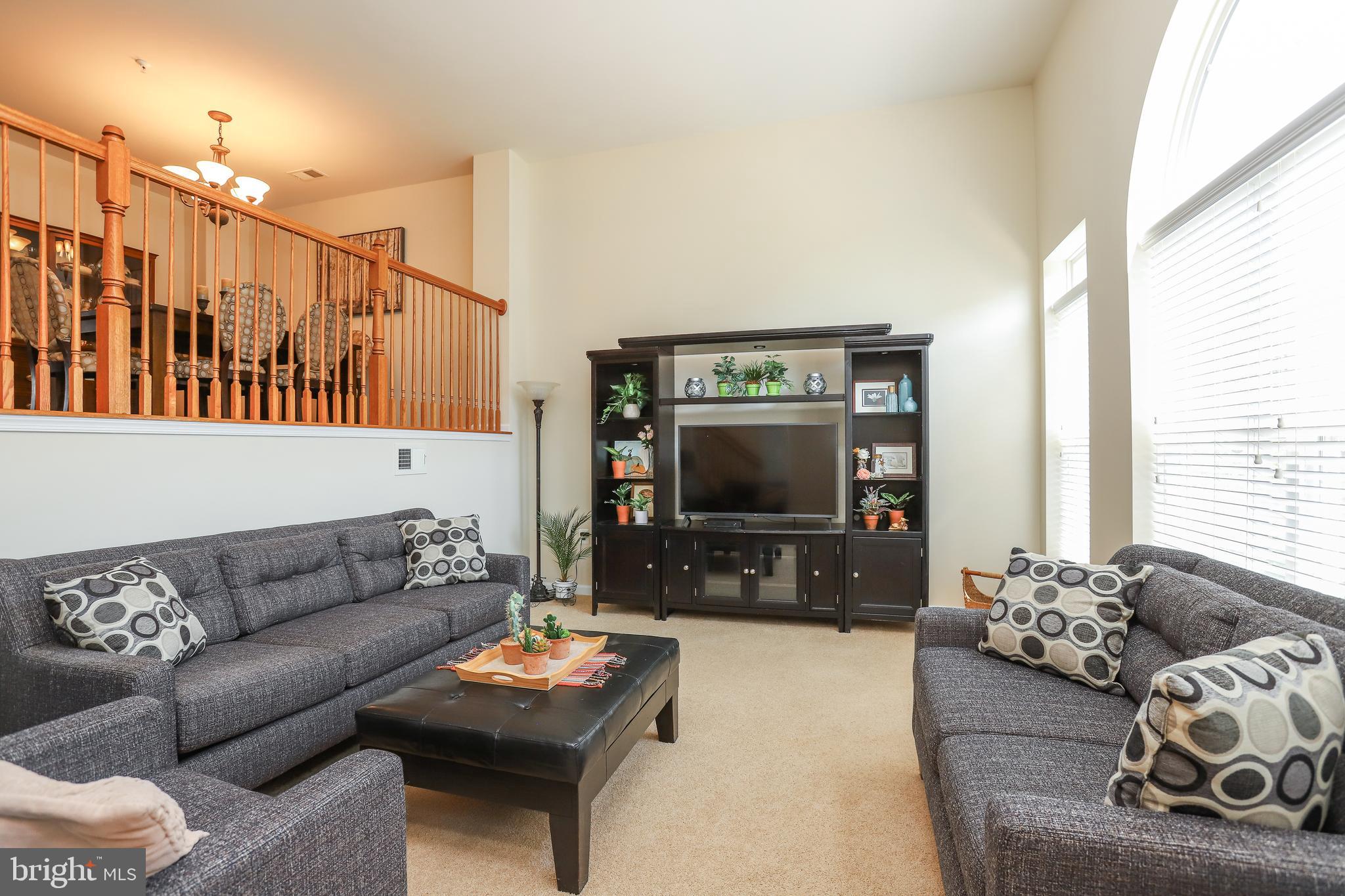 15284 ROSEMONT MANOR DRIVE