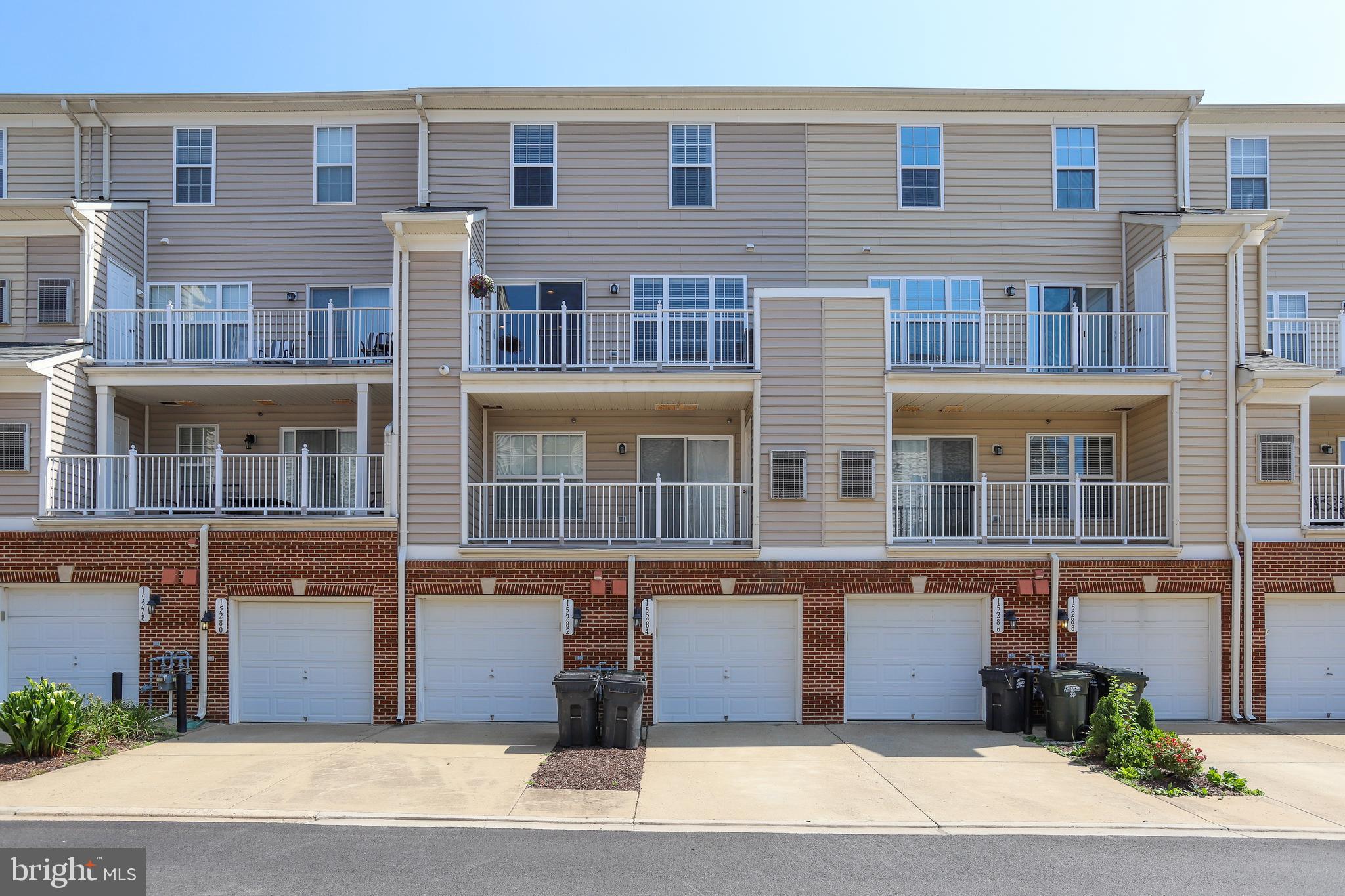 15284 ROSEMONT MANOR DRIVE