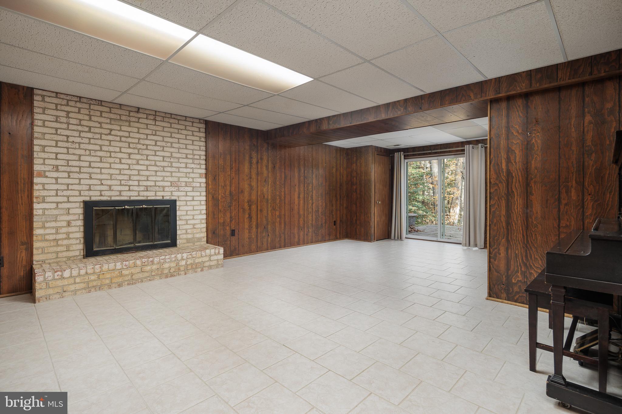 10419 MOUNT VERNON DRIVE
