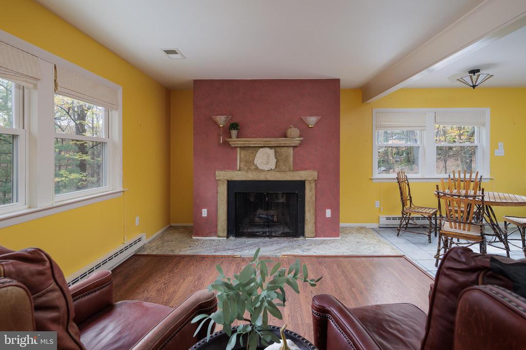 1608 MOUNTAIN ROAD
