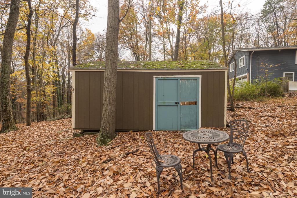 1608 MOUNTAIN ROAD
