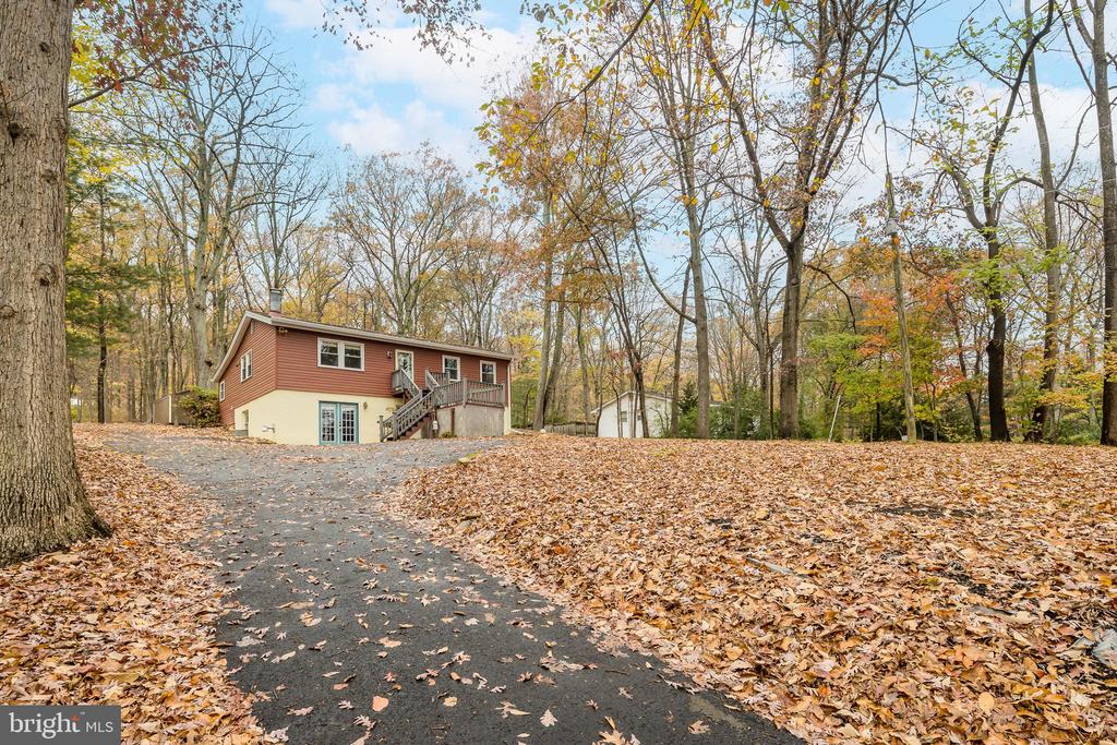 1608 MOUNTAIN ROAD