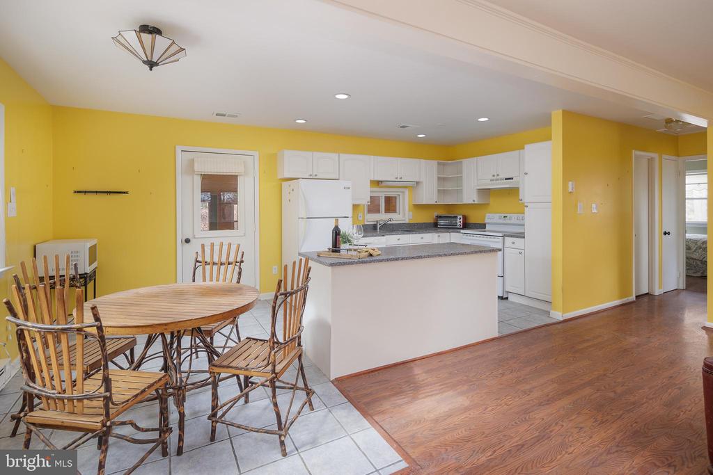 1608 MOUNTAIN ROAD