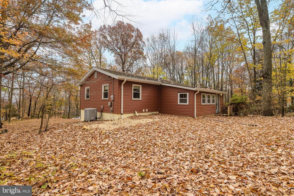 1608 MOUNTAIN ROAD
