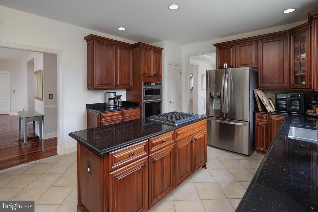 15713 ROTHSCHILD COURT