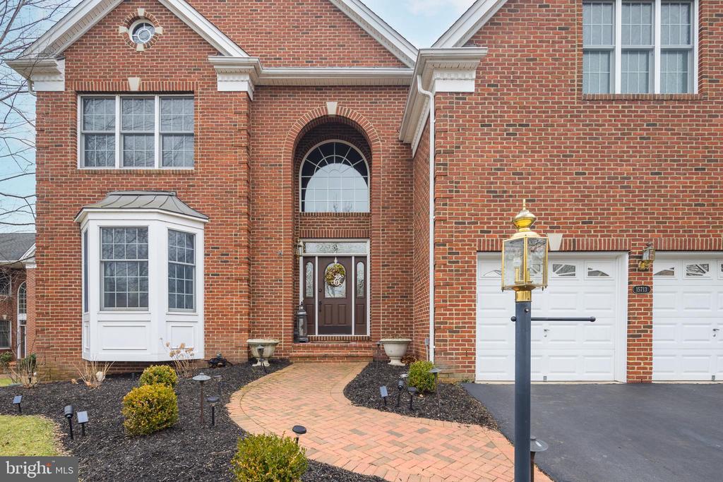 15713 ROTHSCHILD COURT