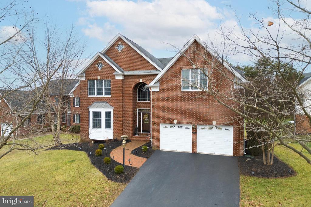 15713 ROTHSCHILD COURT