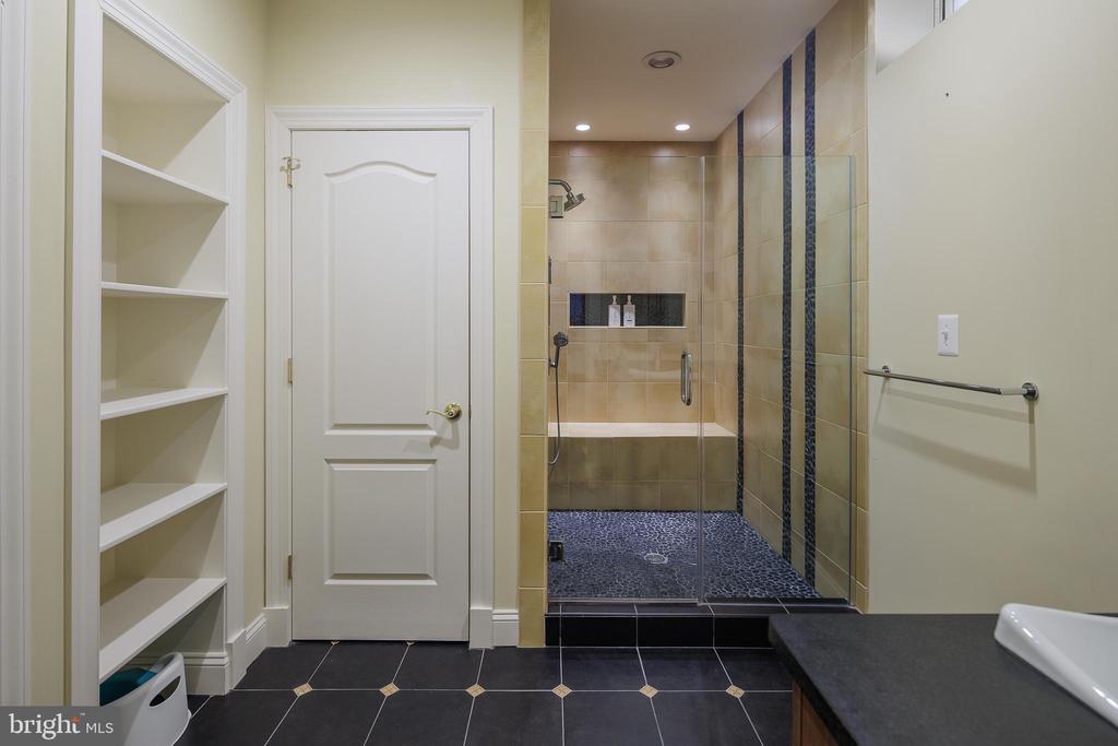 15713 ROTHSCHILD COURT