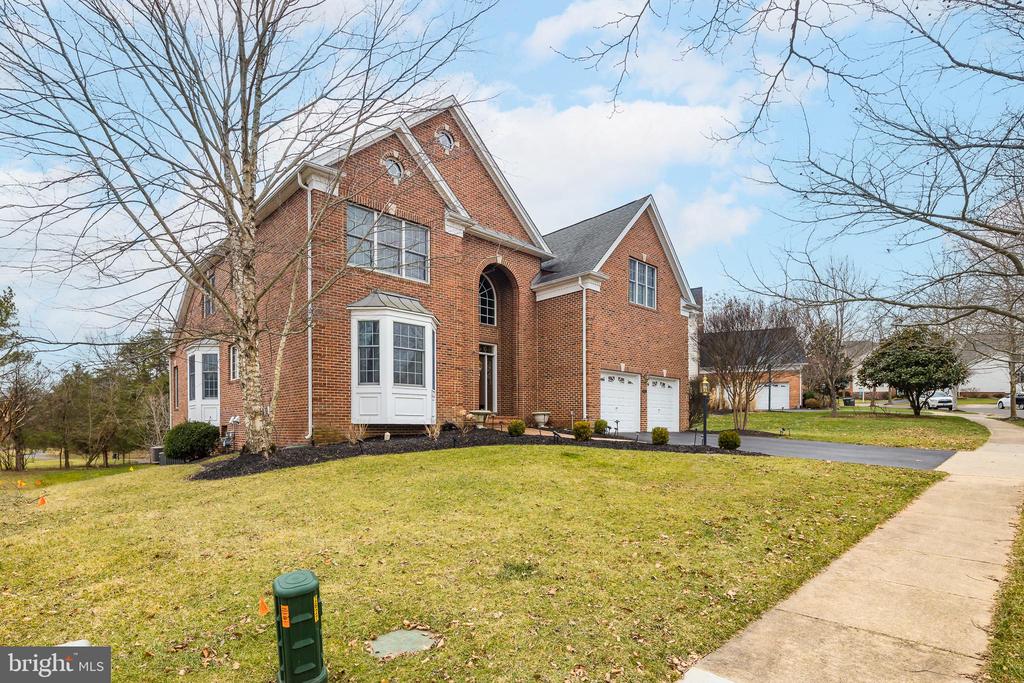15713 ROTHSCHILD COURT