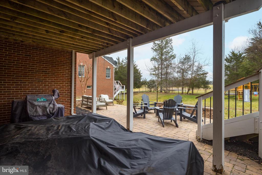 15713 ROTHSCHILD COURT