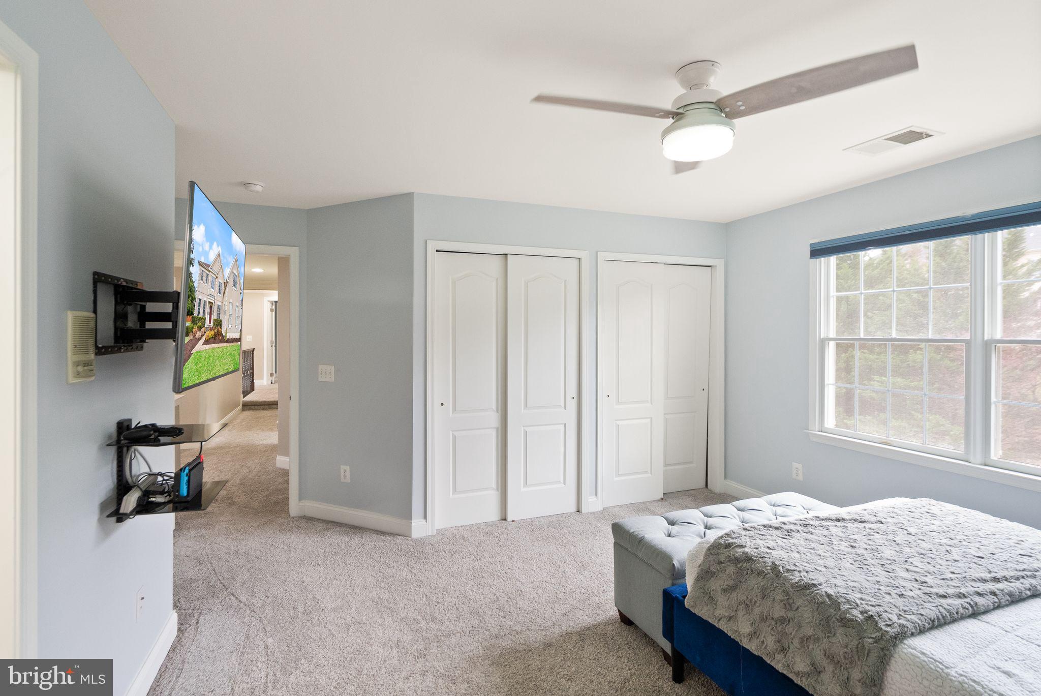 5360 WALKERTON COURT