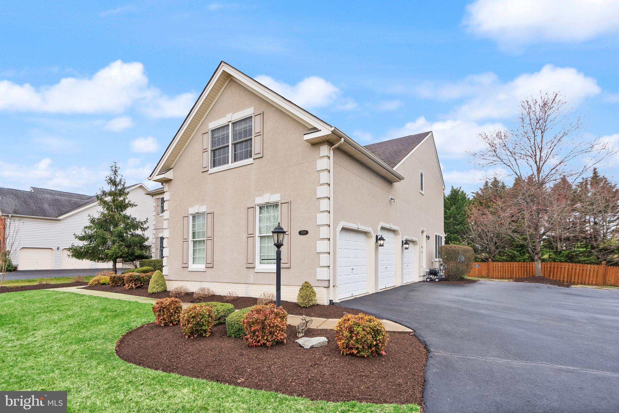 5360 WALKERTON COURT