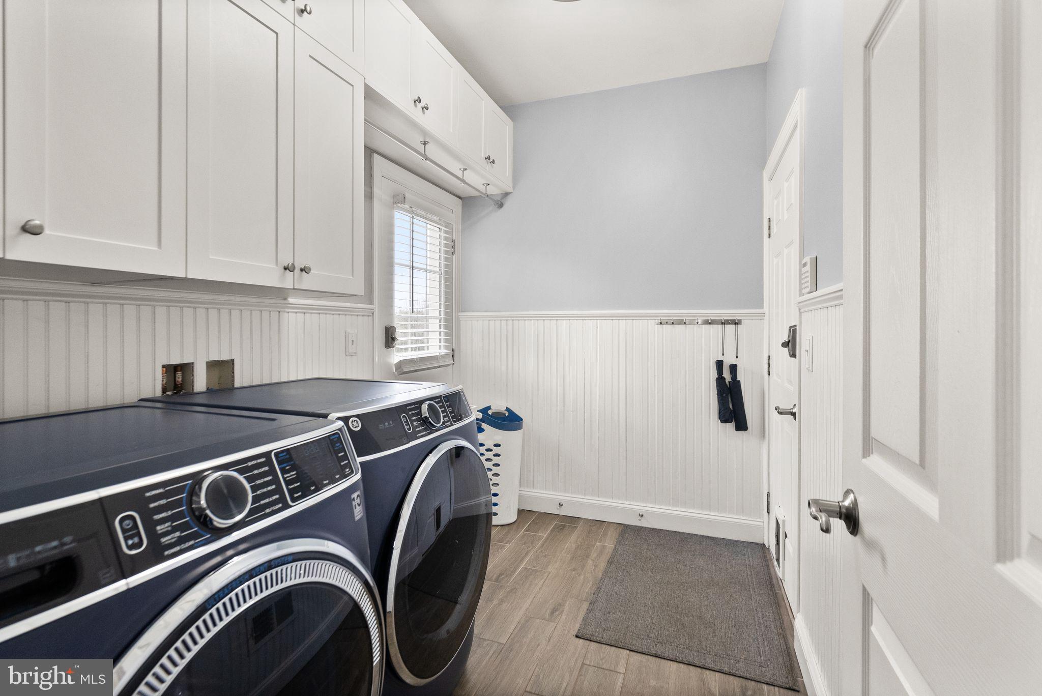 5360 WALKERTON COURT