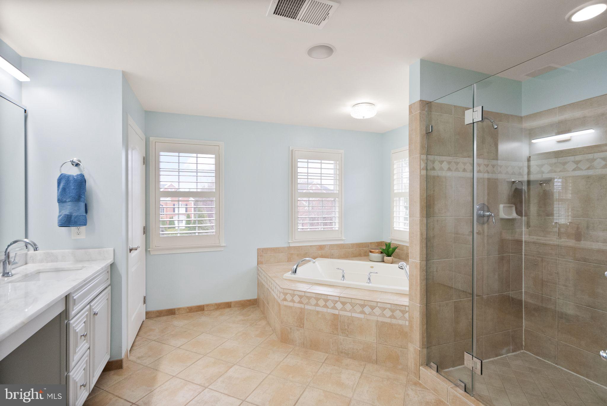 5360 WALKERTON COURT