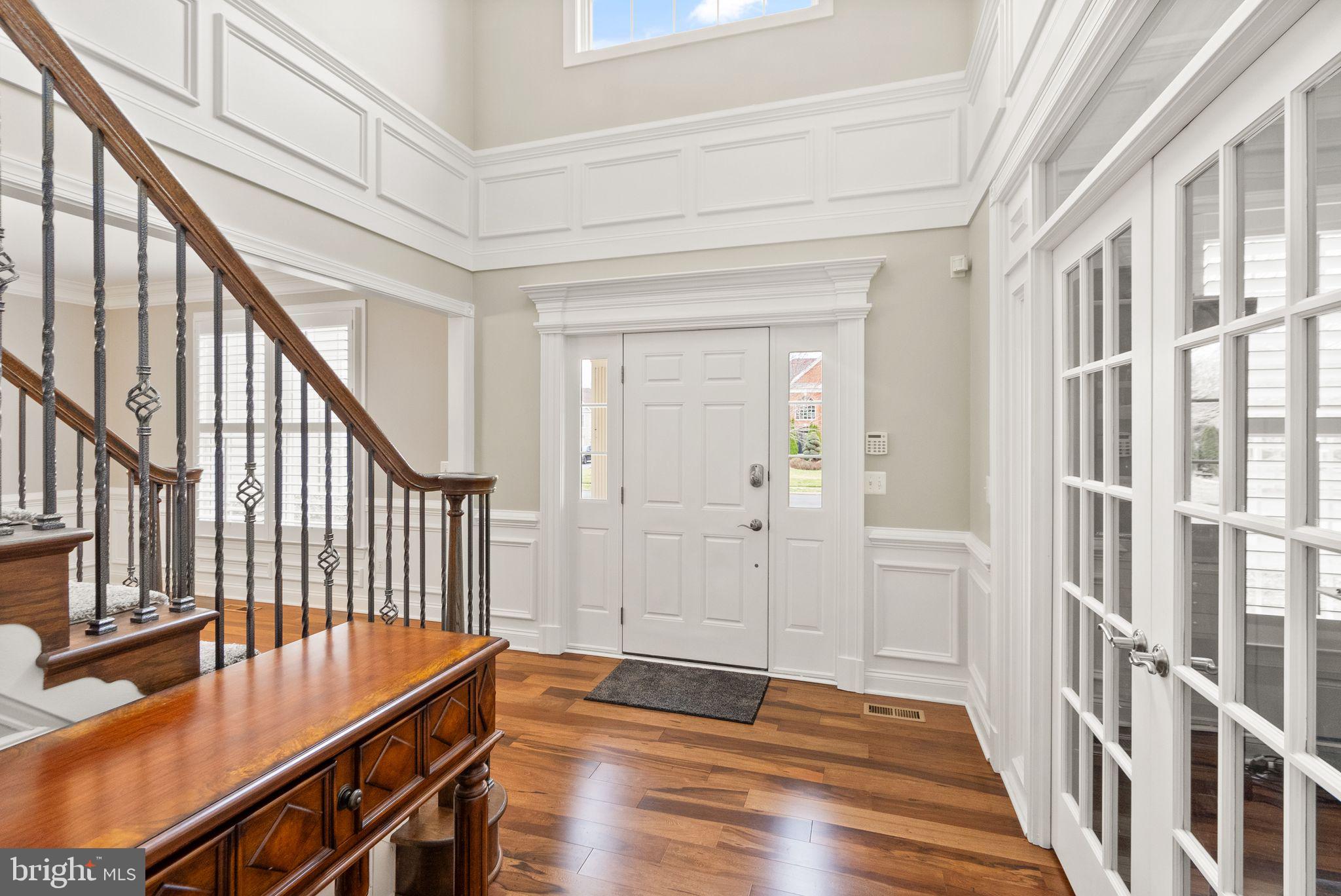 5360 WALKERTON COURT