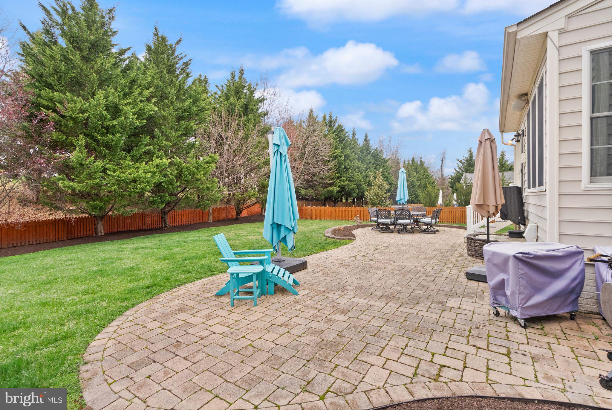 5360 WALKERTON COURT