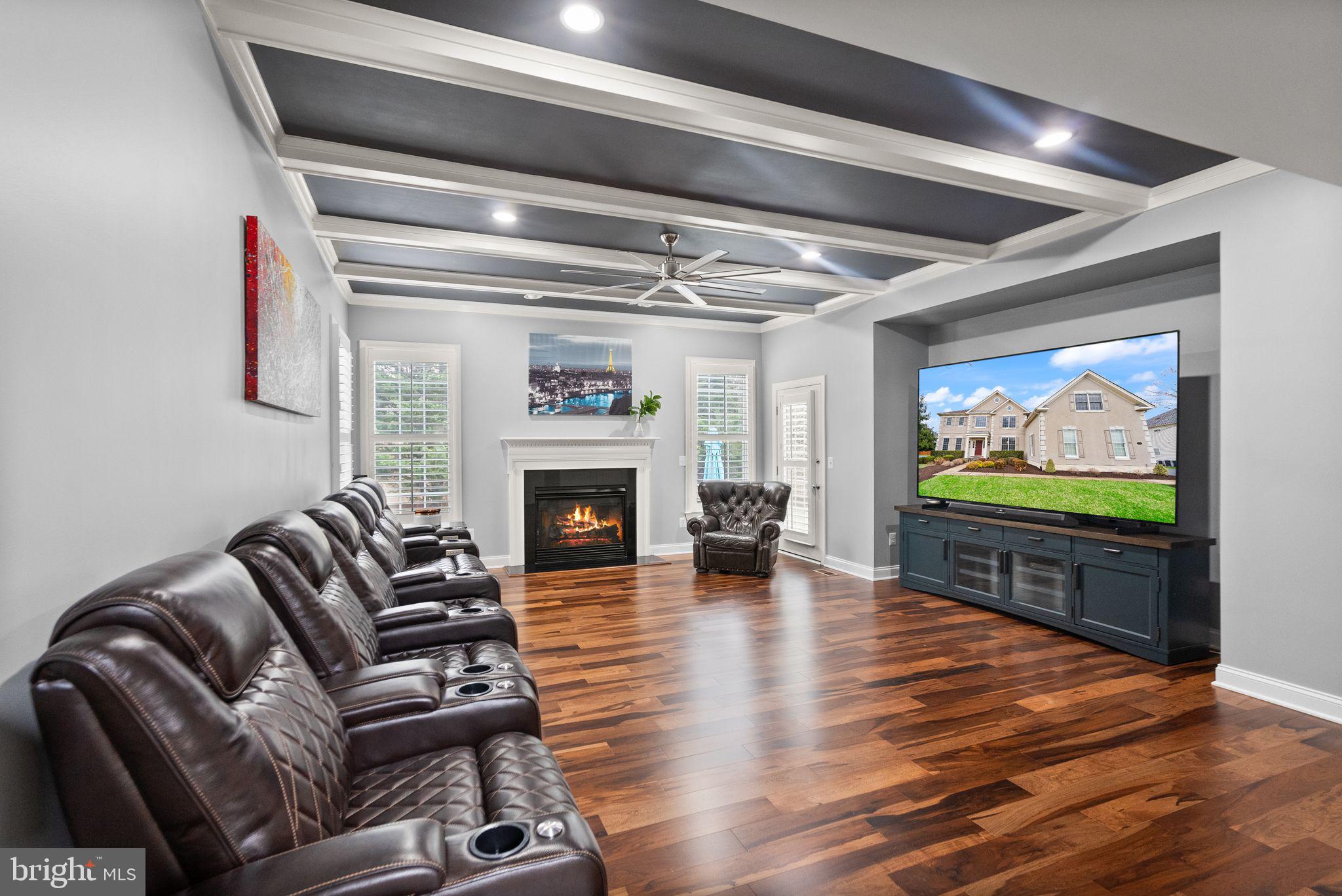 5360 WALKERTON COURT