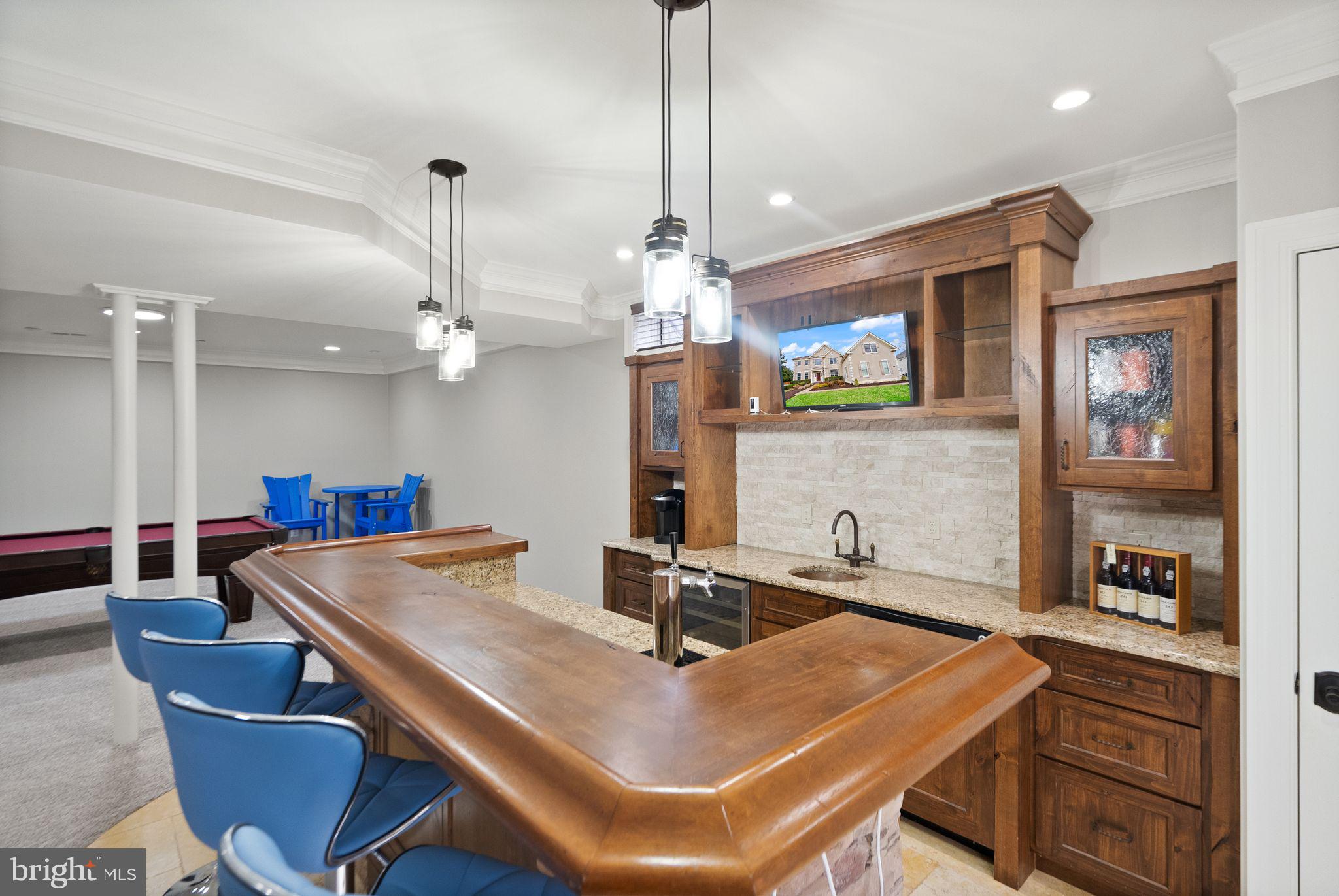 5360 WALKERTON COURT