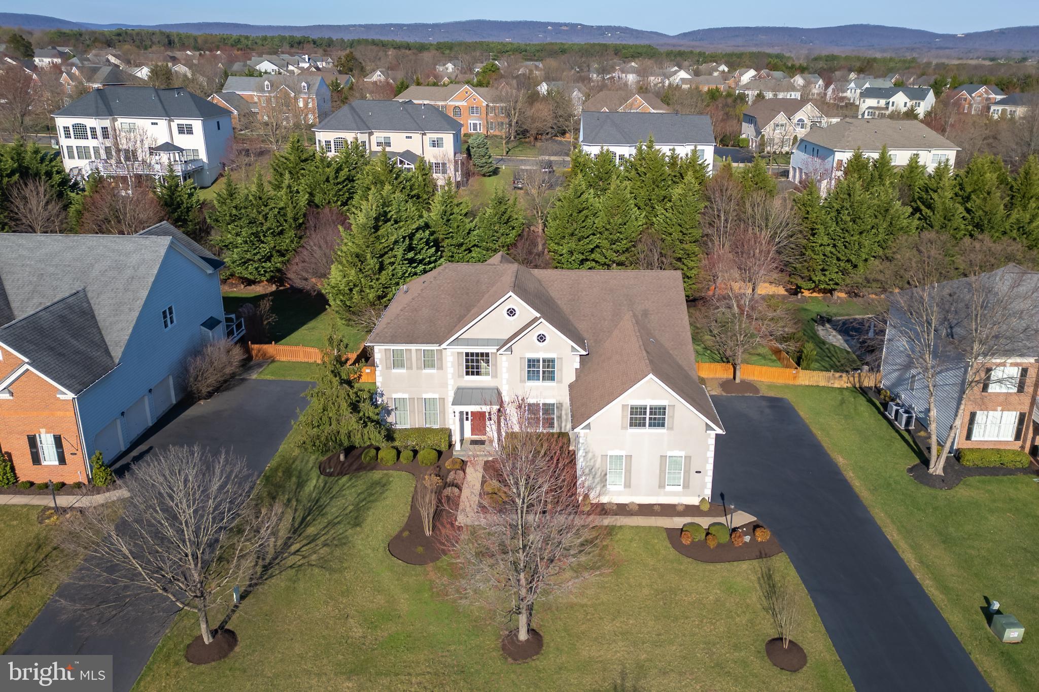 5360 WALKERTON COURT