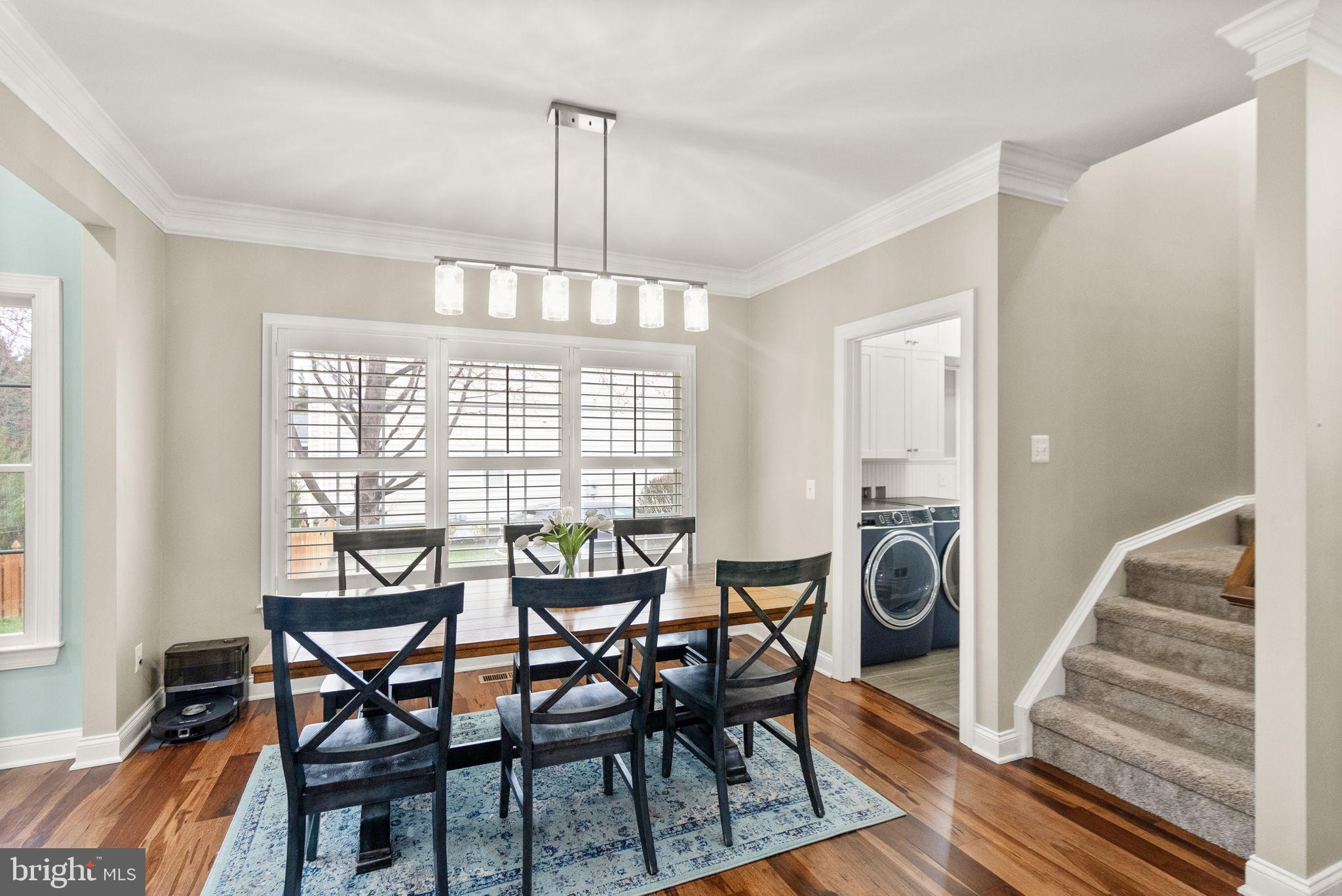 5360 WALKERTON COURT