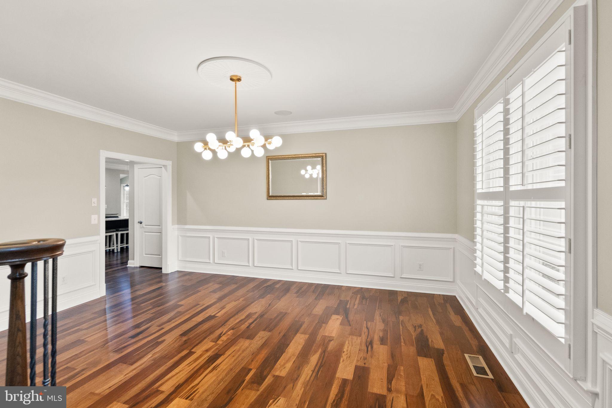 5360 WALKERTON COURT
