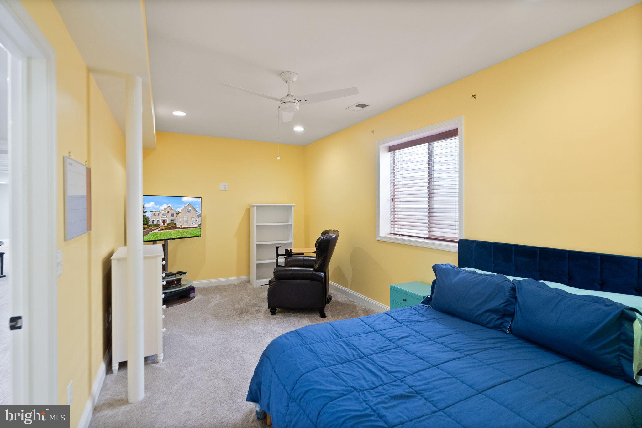 5360 WALKERTON COURT