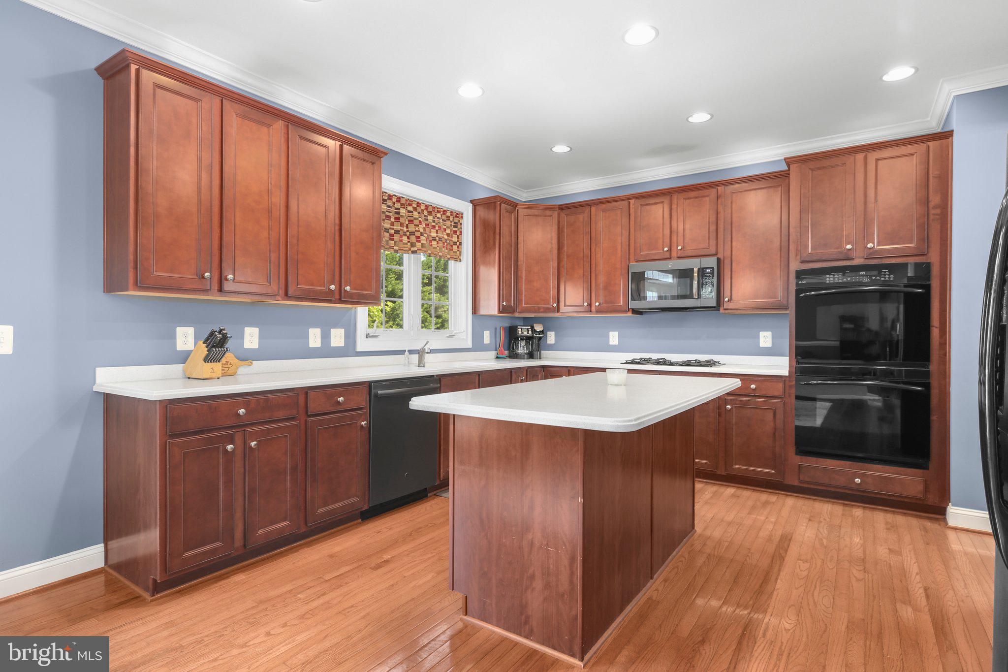 16124 WOODLEY HILLS ROAD