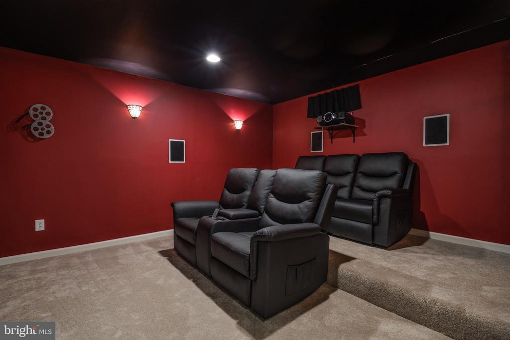 5510 HILLSMAN FARM LANE