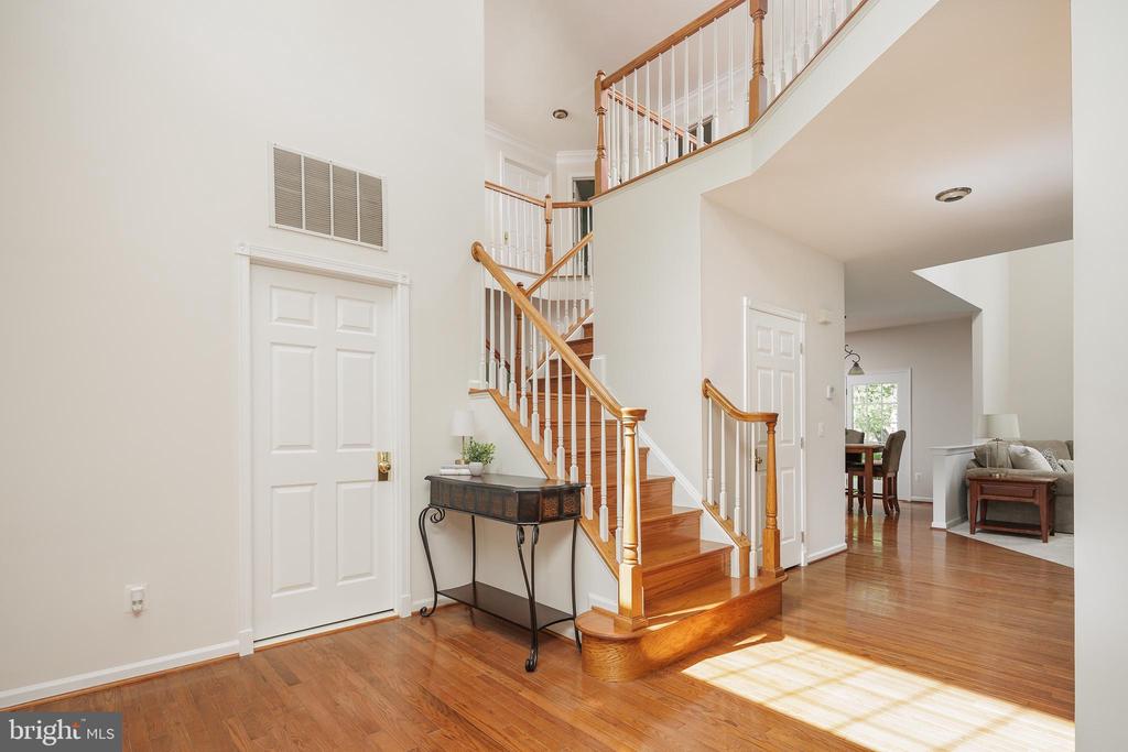 5510 HILLSMAN FARM LANE