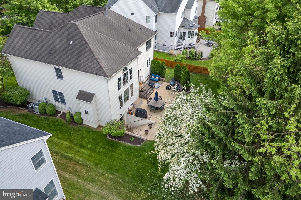 5510 HILLSMAN FARM LANE