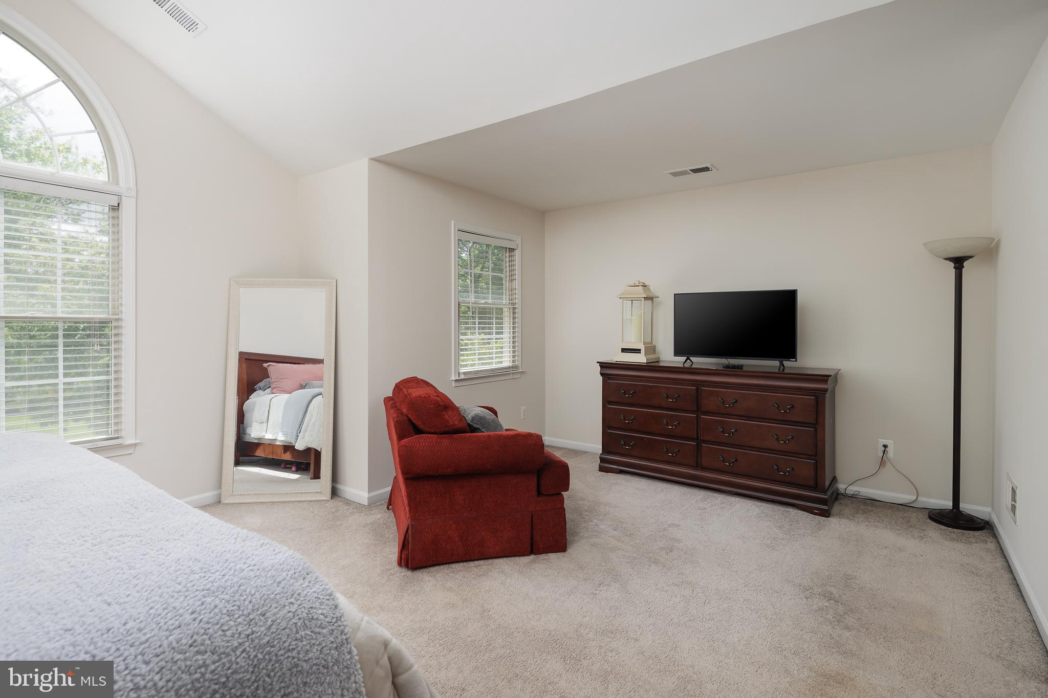 5510 HILLSMAN FARM LANE