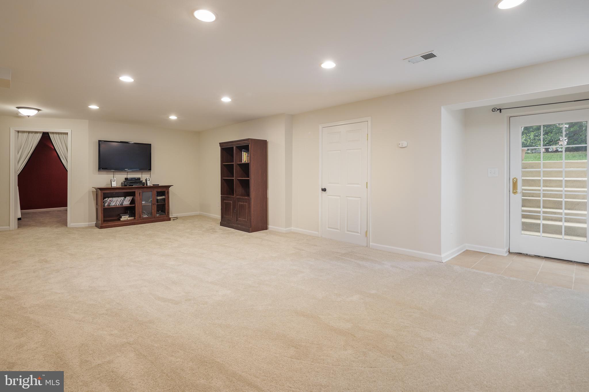 5510 HILLSMAN FARM LANE