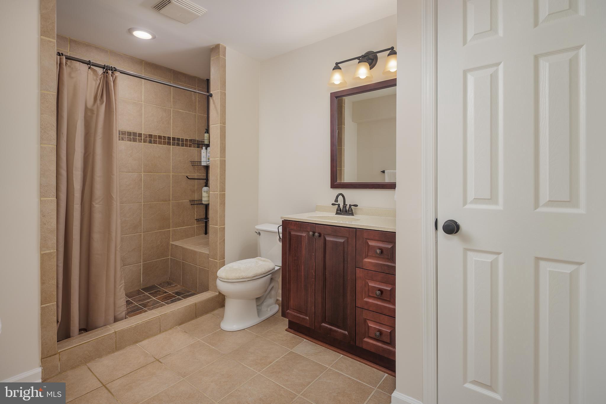5510 HILLSMAN FARM LANE