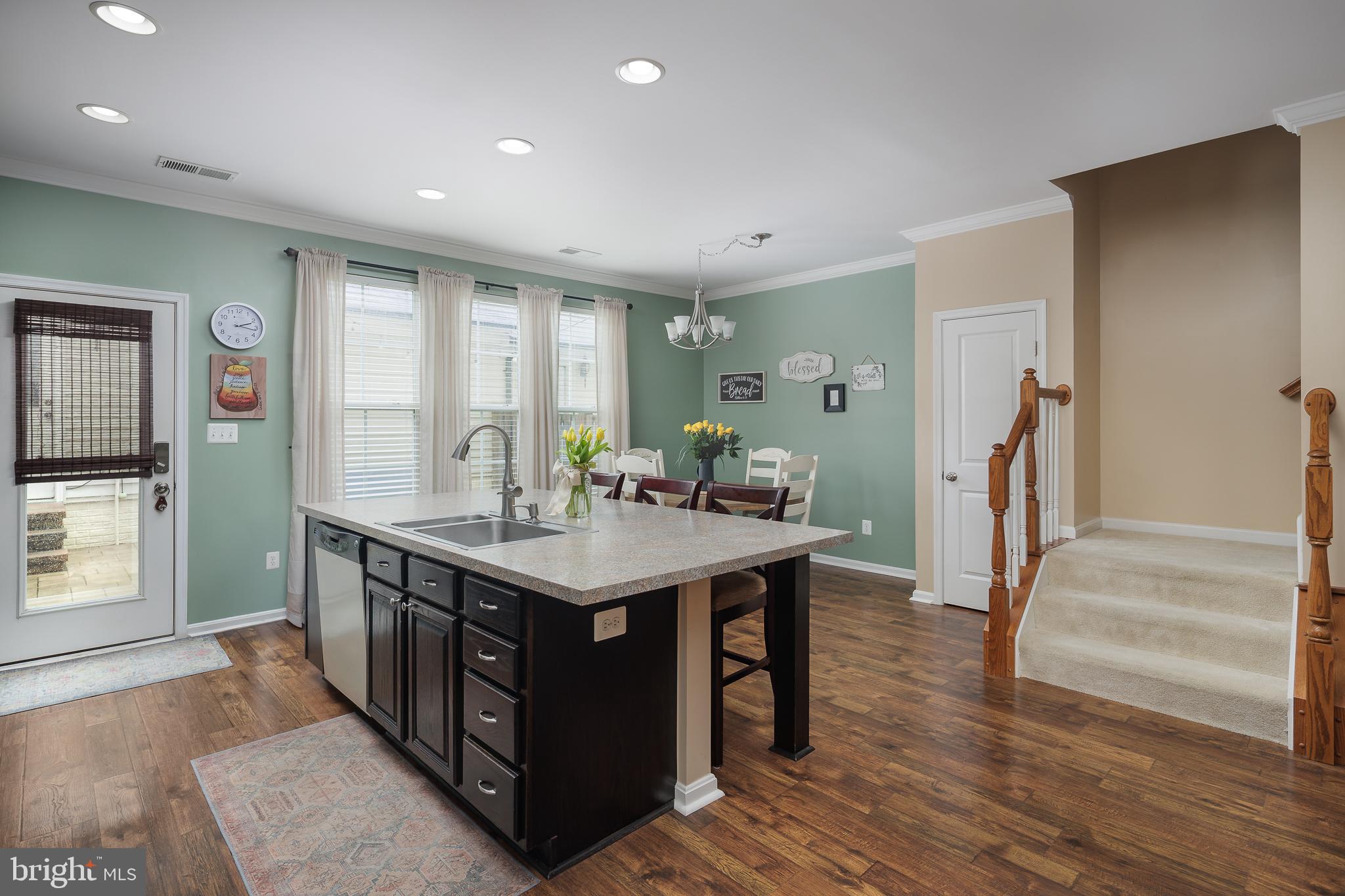 9204 ALVYN LAKE CIRCLE