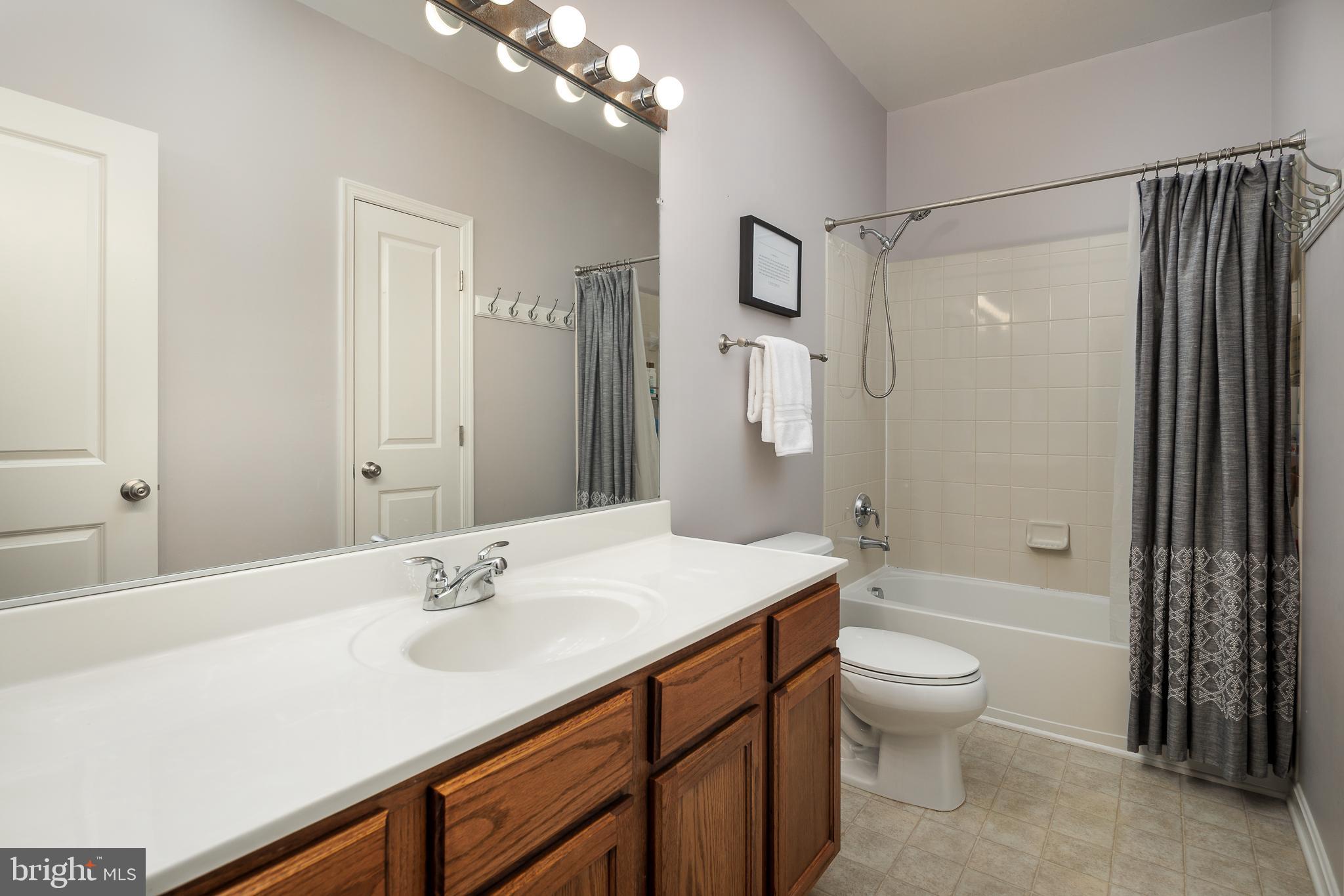 9204 ALVYN LAKE CIRCLE