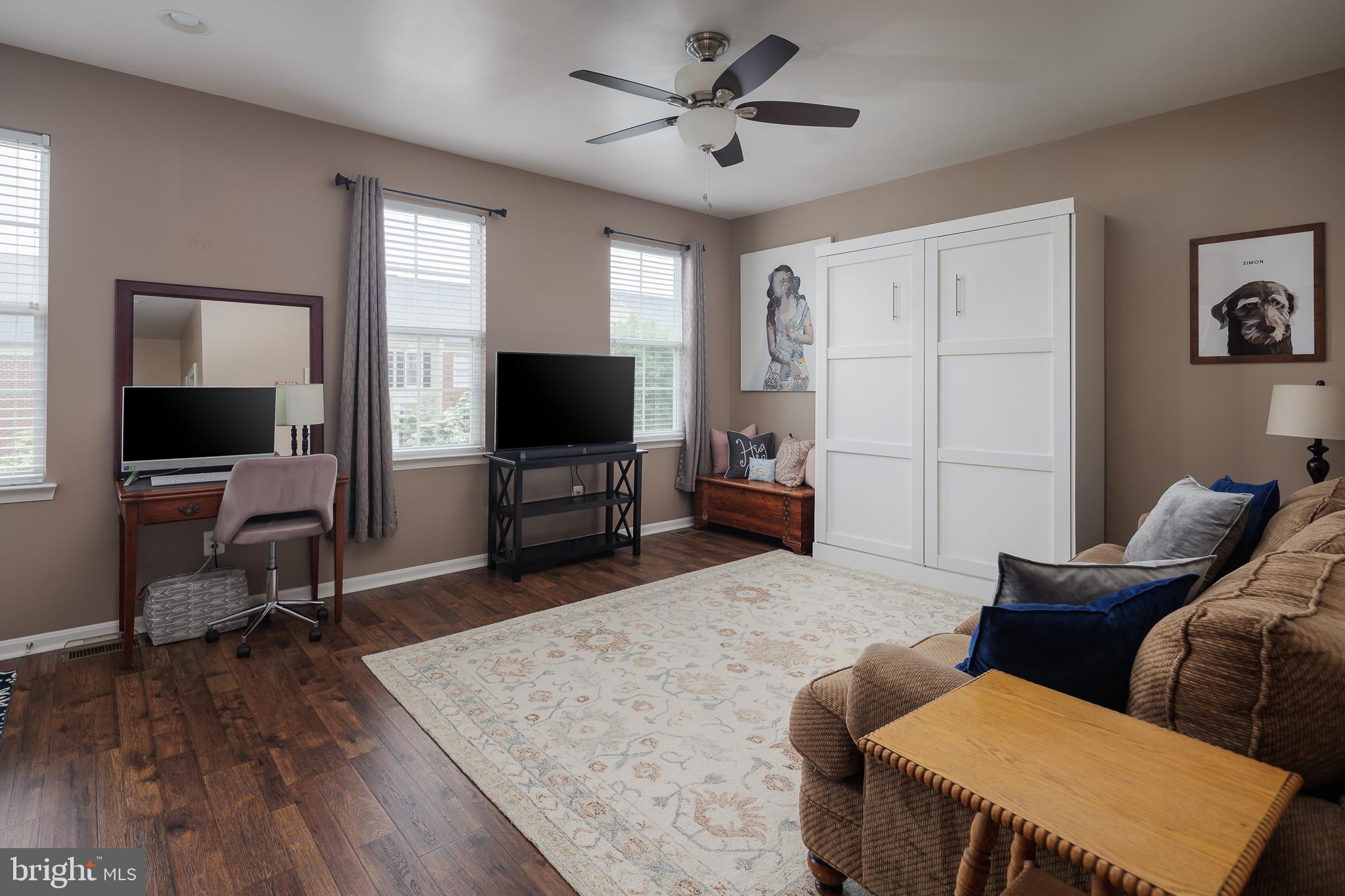 9204 ALVYN LAKE CIRCLE