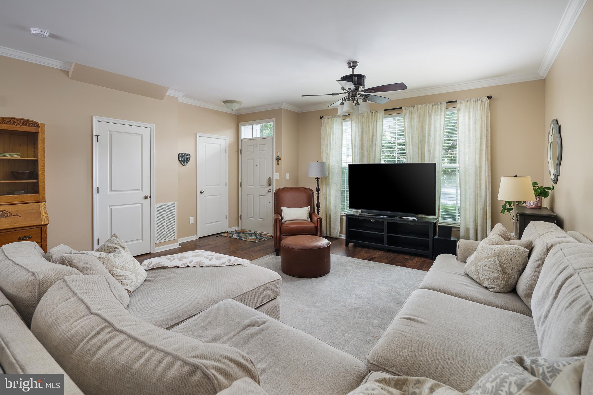 9204 ALVYN LAKE CIRCLE