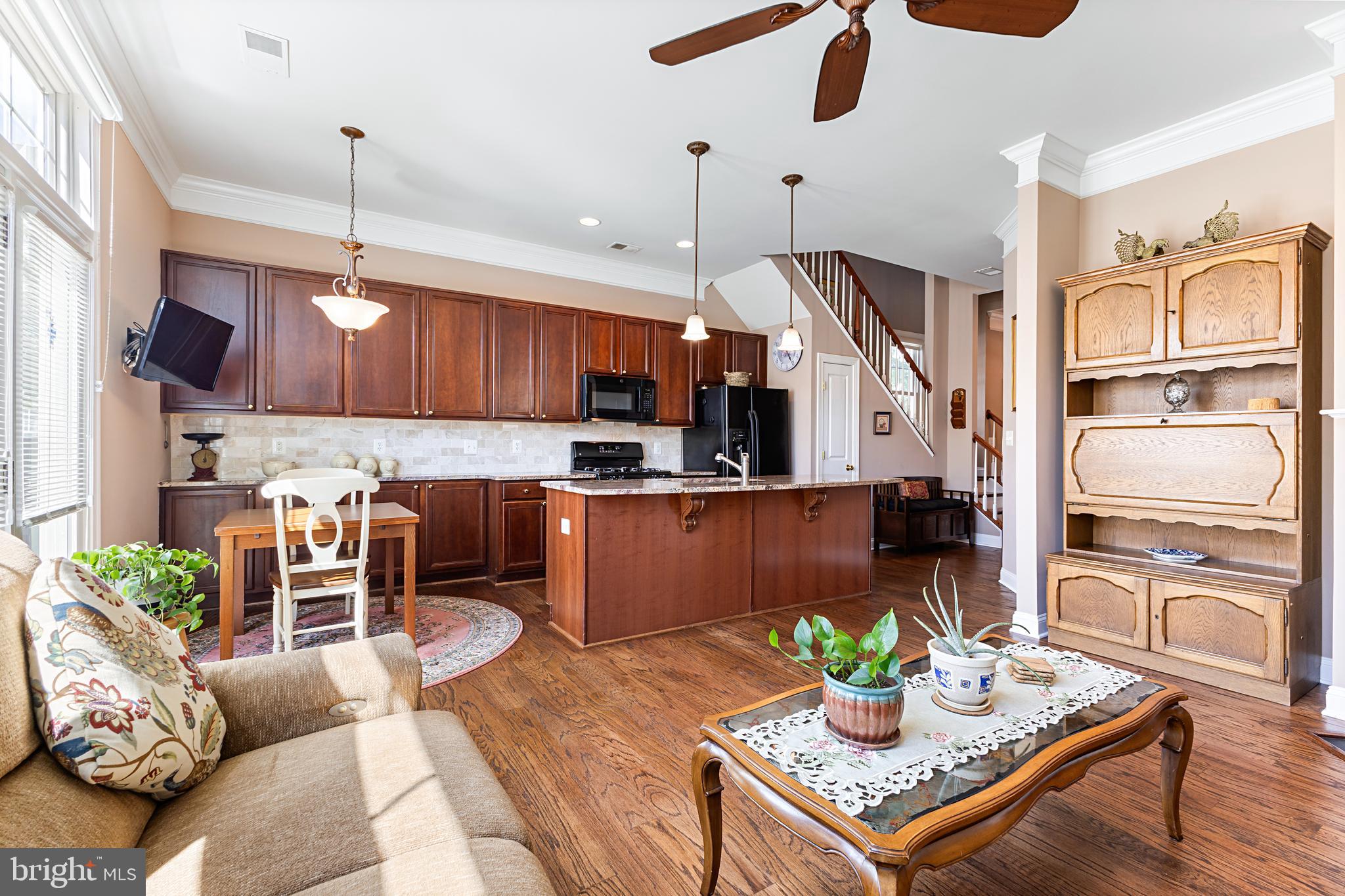 9146 RIBBON FALLS LOOP