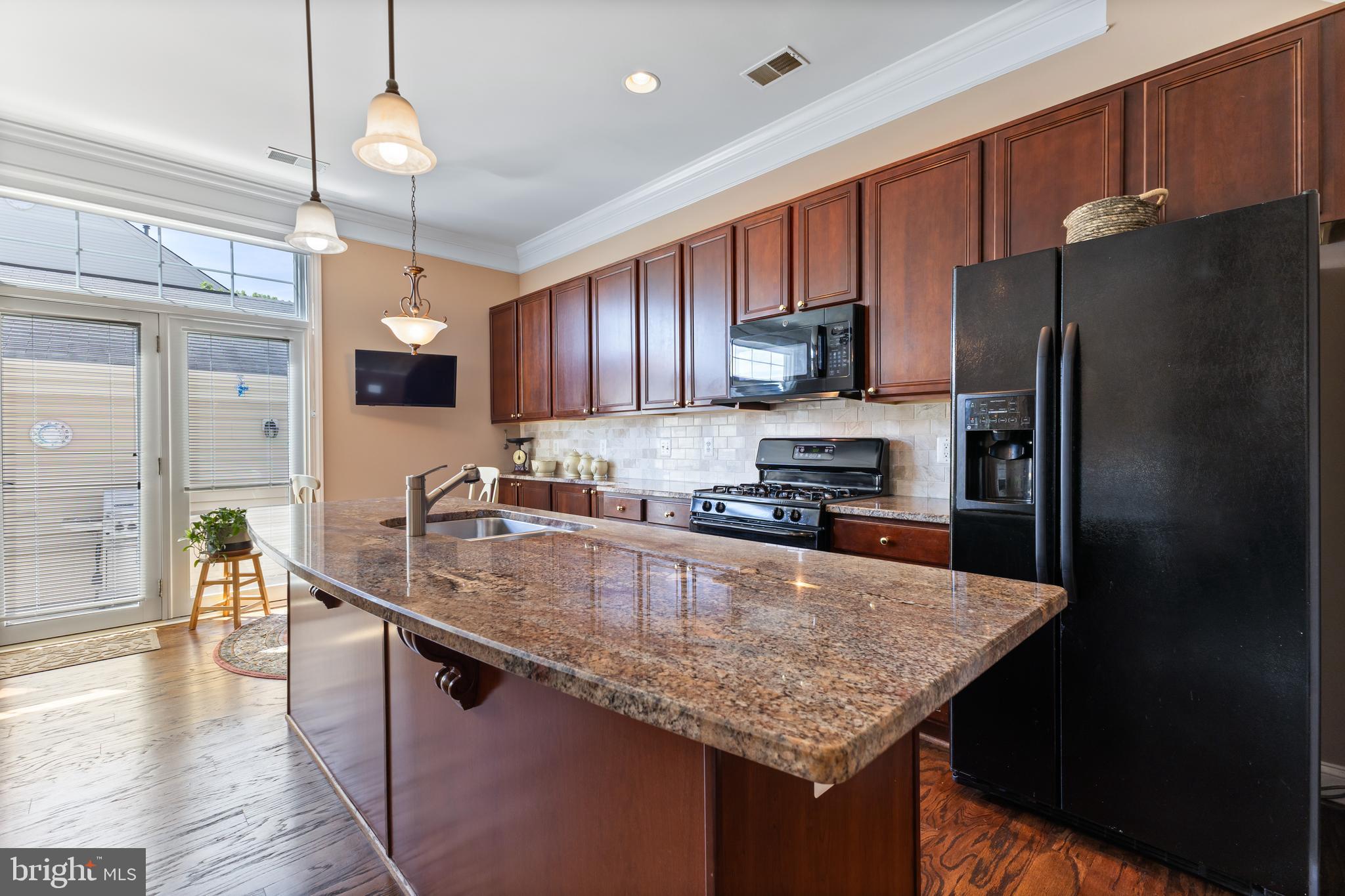 9146 RIBBON FALLS LOOP