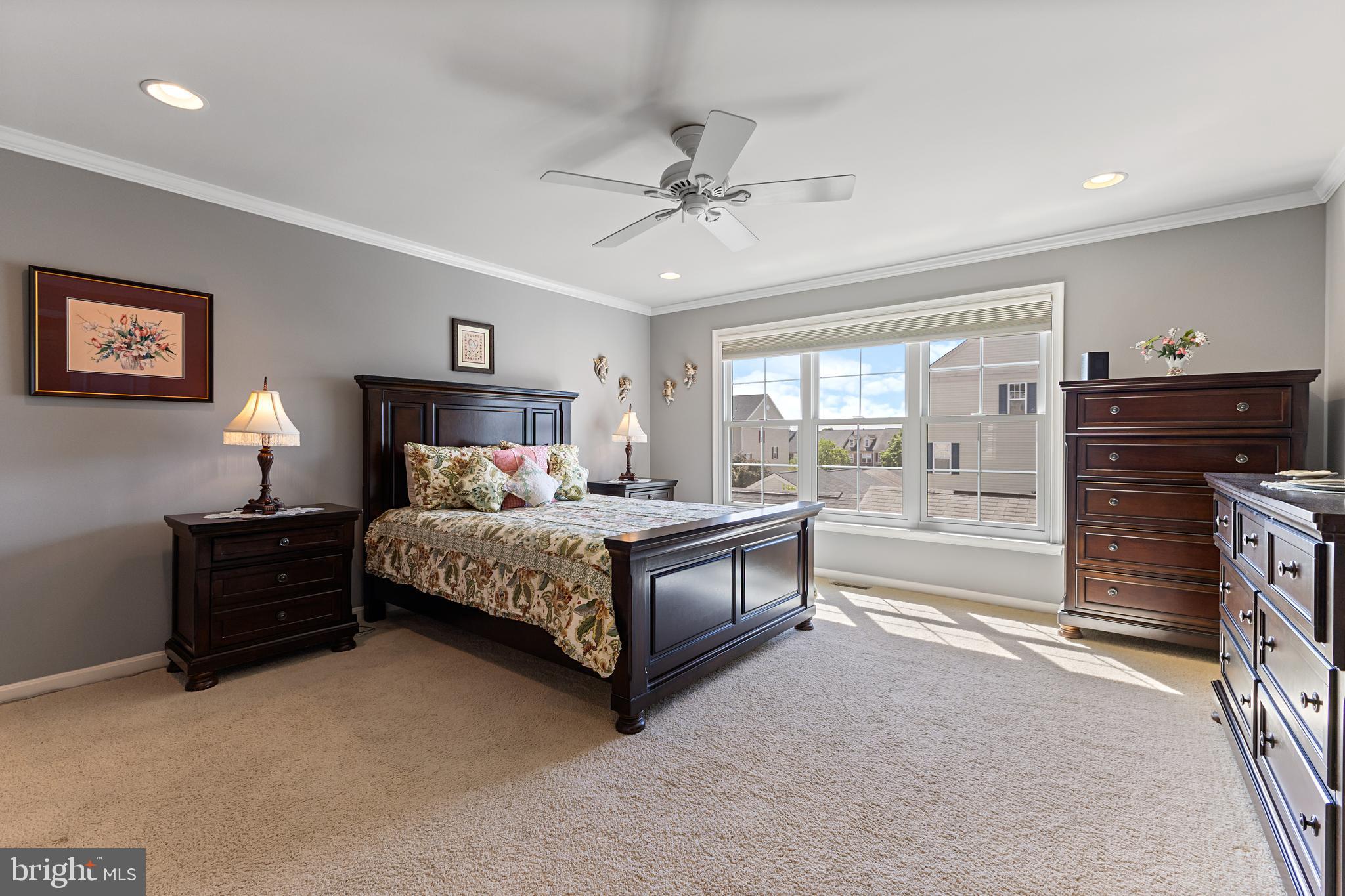 9146 RIBBON FALLS LOOP