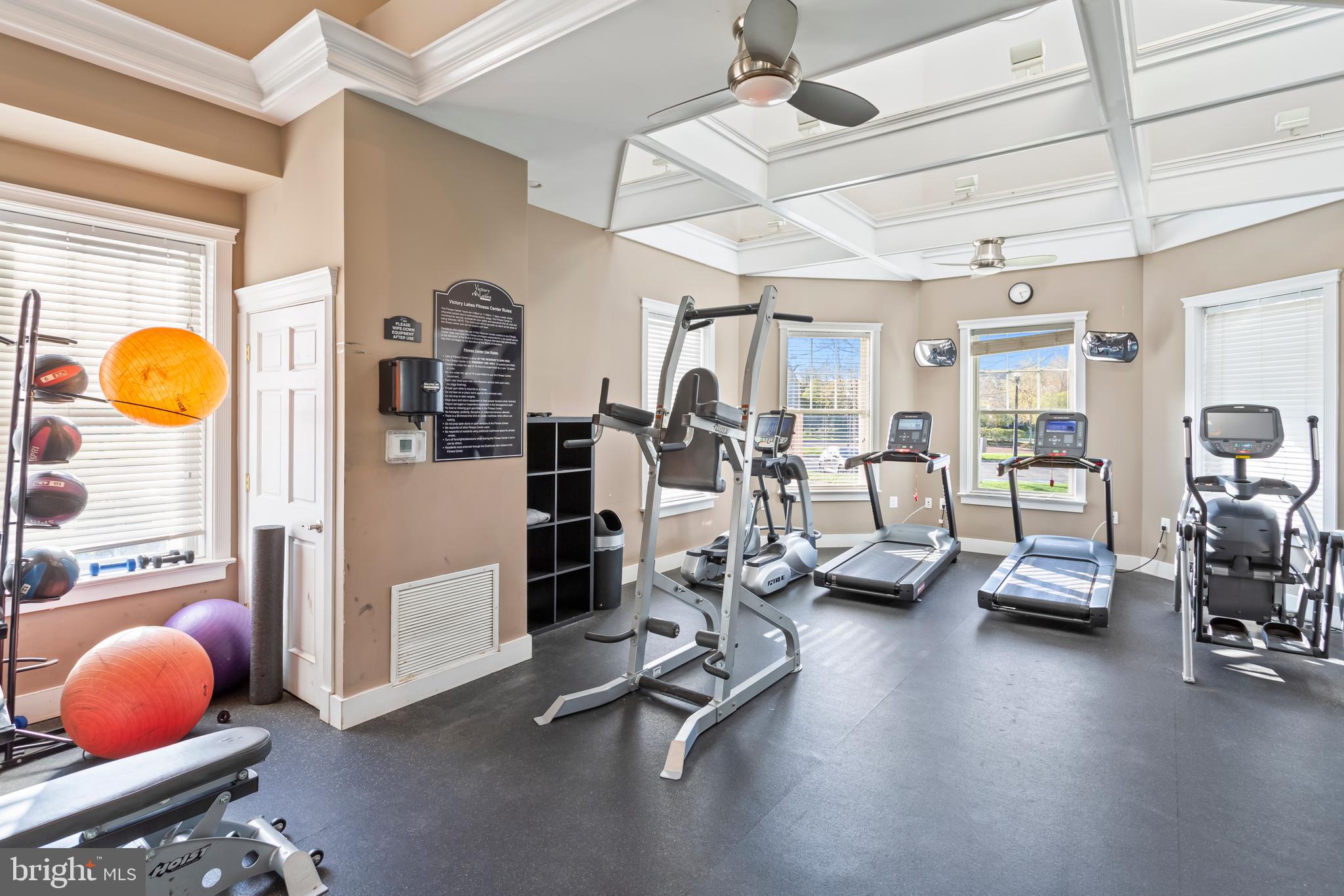 9146 RIBBON FALLS LOOP