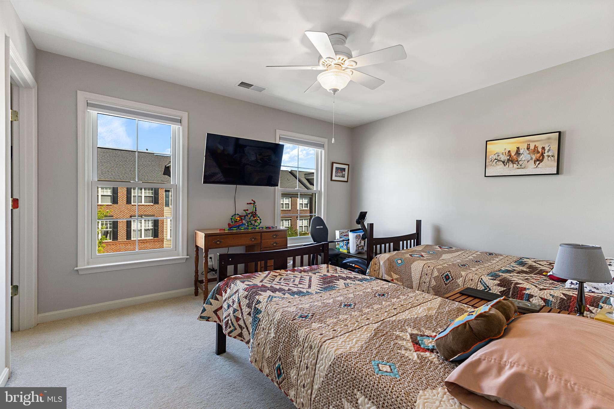 9146 RIBBON FALLS LOOP