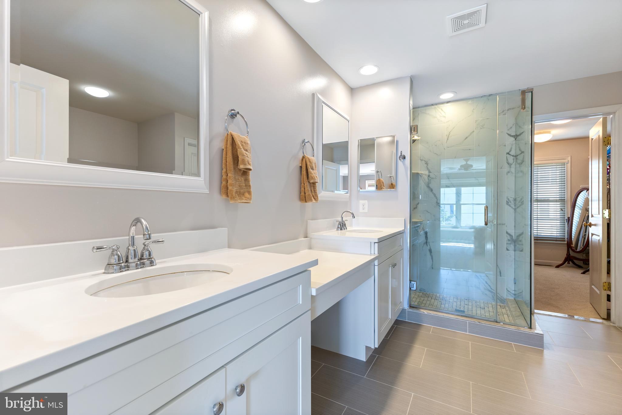 9146 RIBBON FALLS LOOP