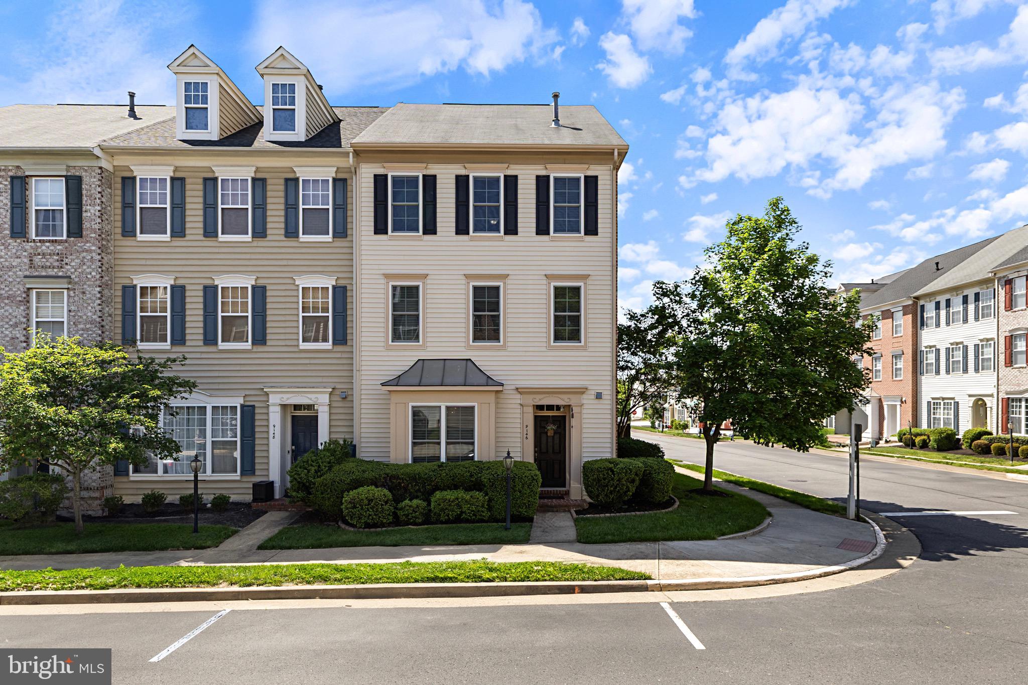 9146 RIBBON FALLS LOOP